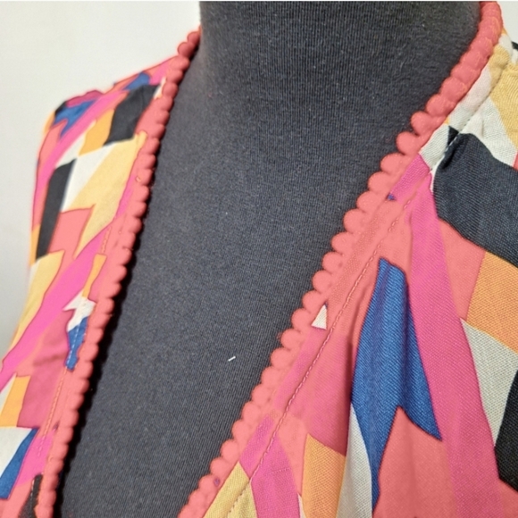 NEW! Curations Printed Topper/Cardigan - Picture 3 of 7